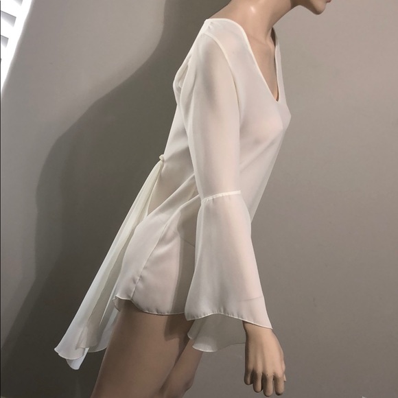 For Love And Lemons Tops - For Love And Lemons Creme Hi Low Blouse Small